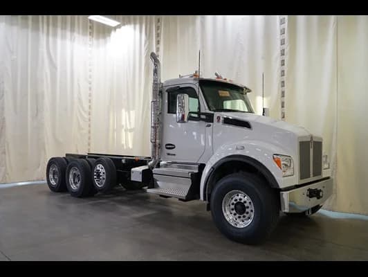 2026 Kenworth T880
