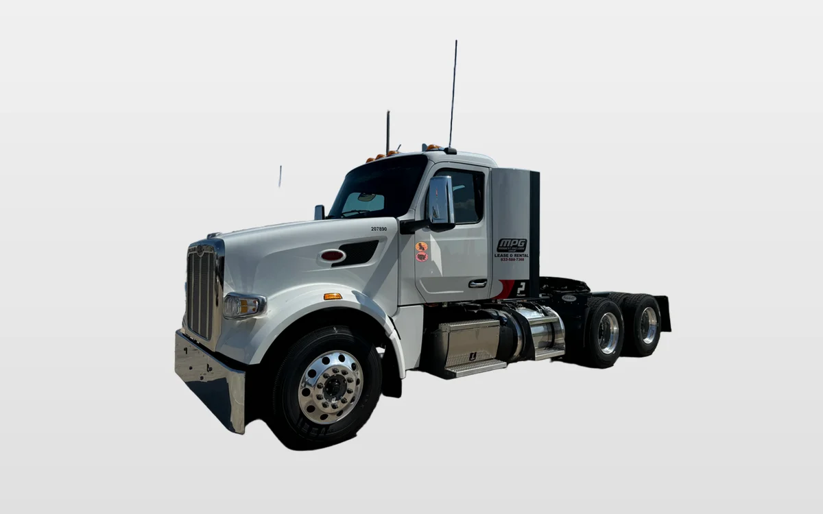 2025 Peterbilt 567 — photo 1