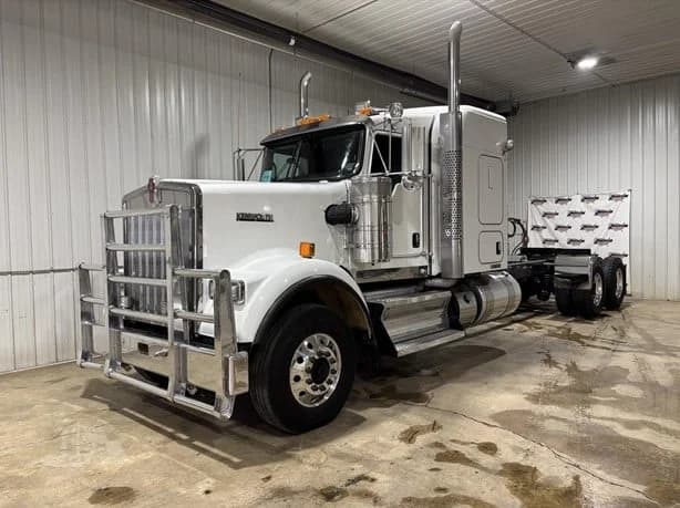 2013 Kenworth W900