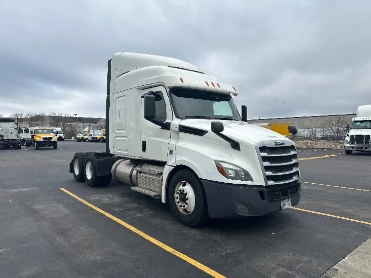 2020 Freightliner Cascadia