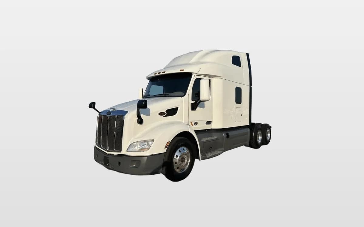 2021 Peterbilt 579 — photo 1