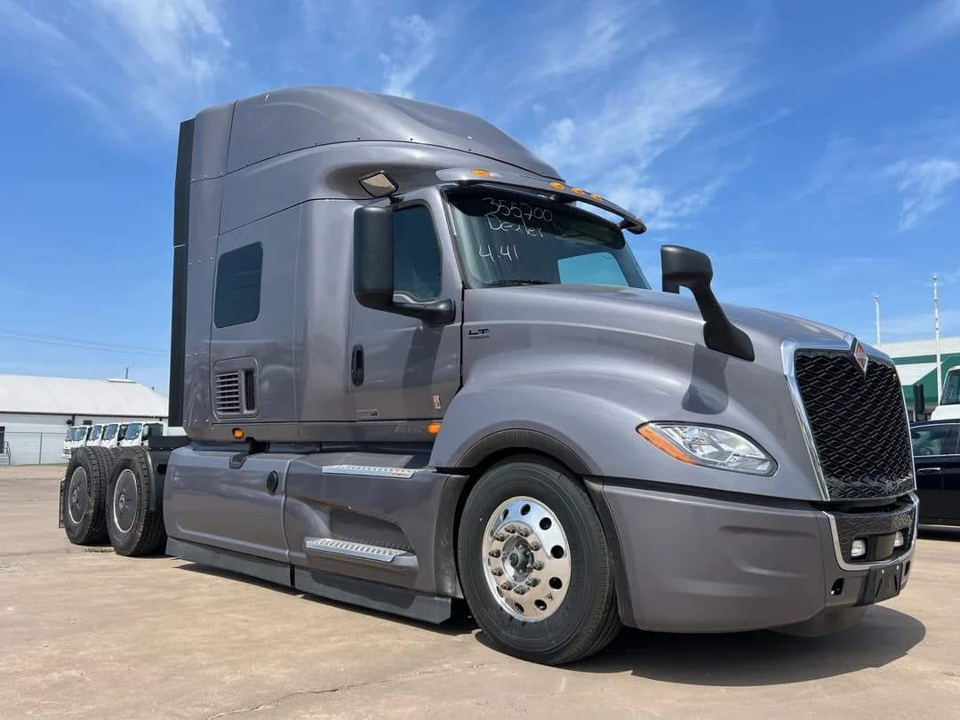 2025 International LT