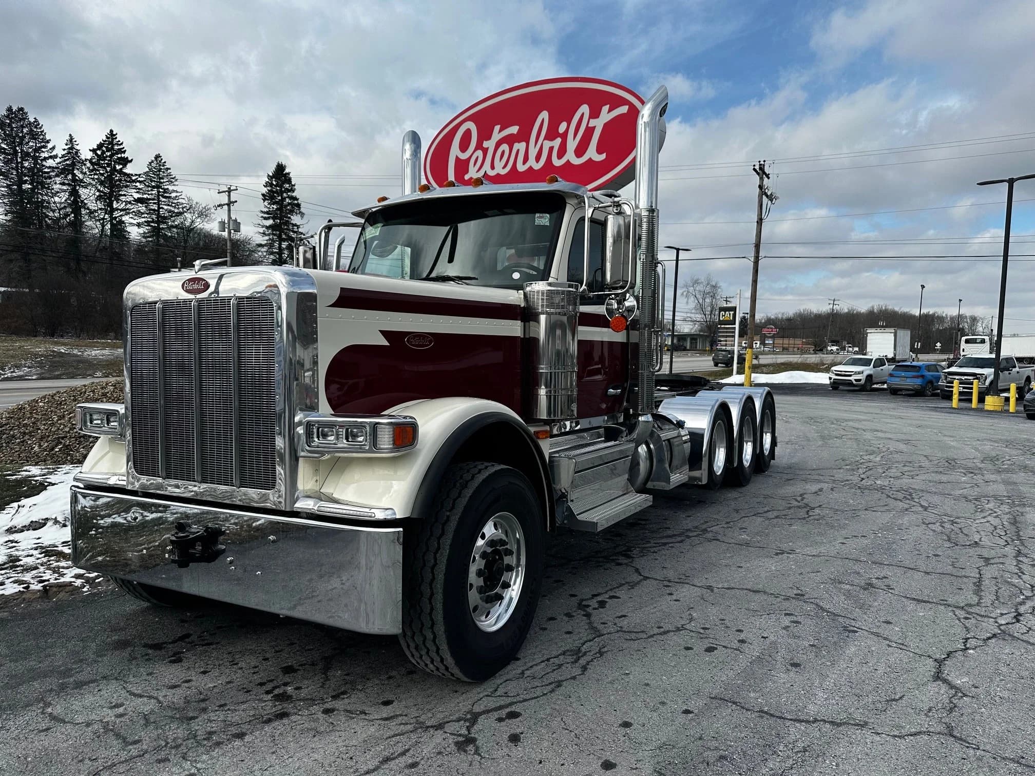 2026 Peterbilt 589