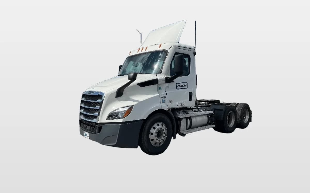 2020 Freightliner Cascadia — photo 1