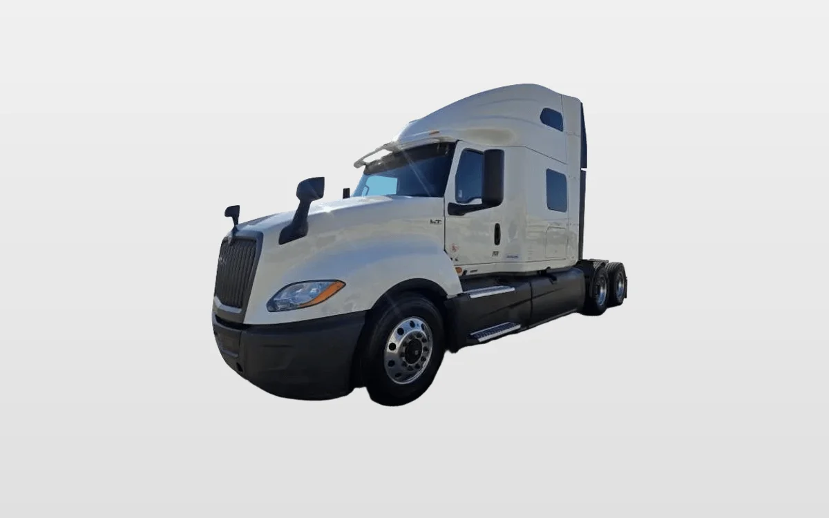 2024 International LT — photo 1