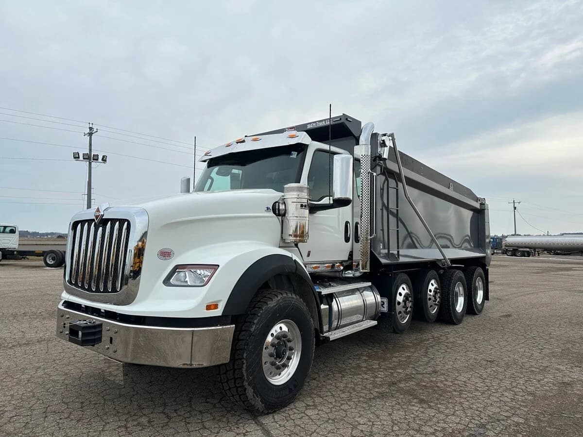 2025 International HX