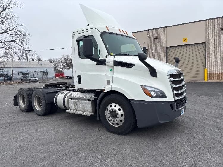 2020 Freightliner Cascadia