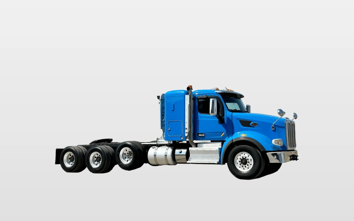 2016 Peterbilt 567 — photo 1