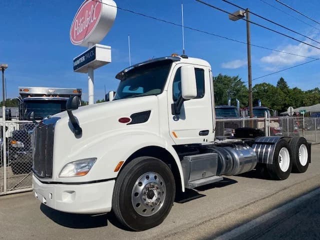 2020 Peterbilt 579