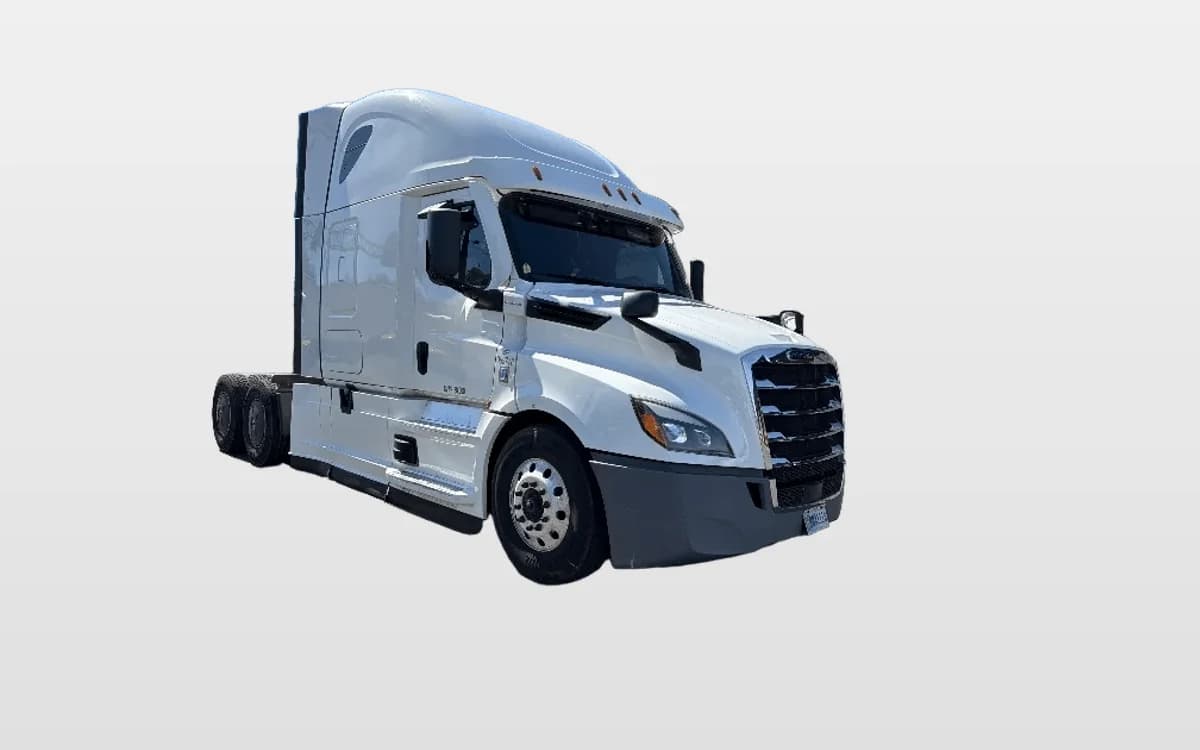 2020 Freightliner Cascadia — photo 1