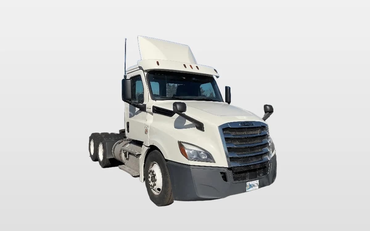 2018 Freightliner Cascadia — photo 1