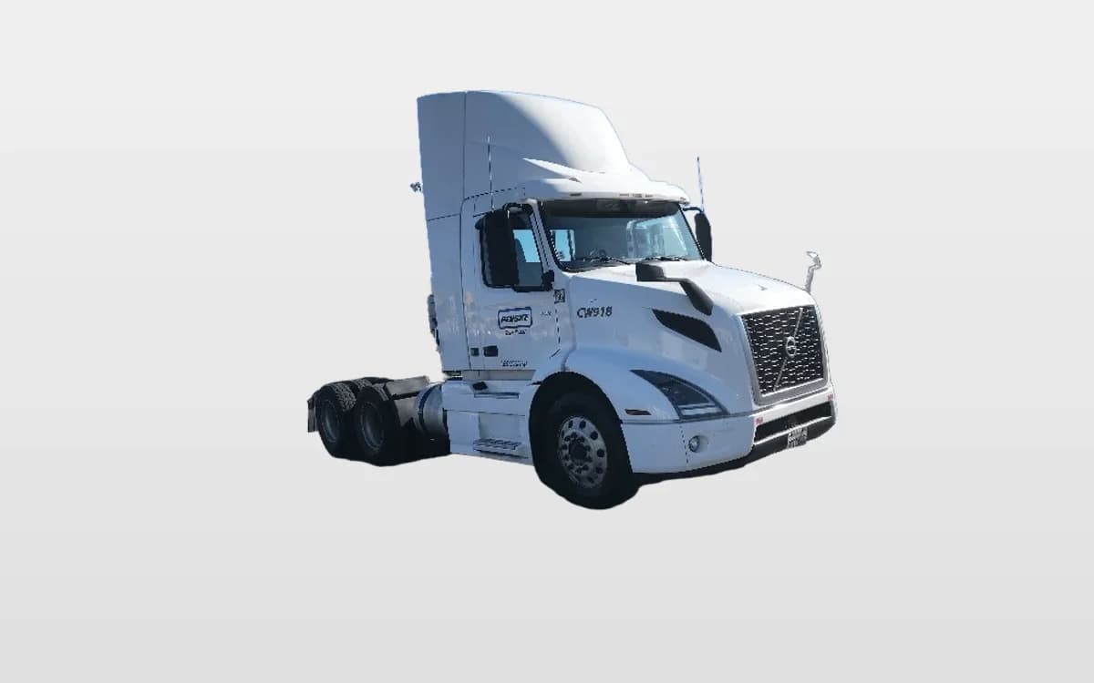 2020 Volvo VNR 640 — photo 1