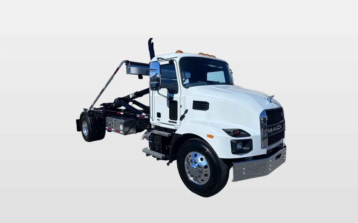 2025 Mack MD — photo 1