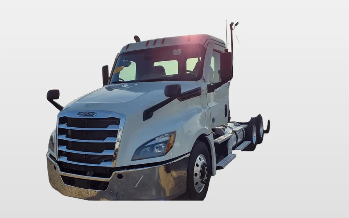 2021 Freightliner Cascadia — photo 1
