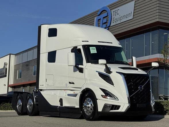 2025 Volvo VNL 860