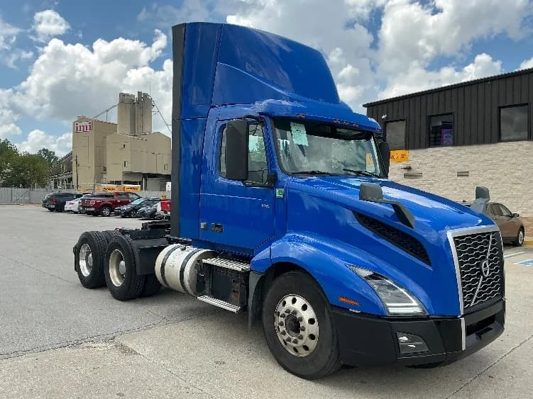 2019 Volvo VNL 300