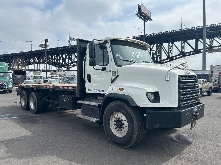 2020 Freightliner 114SD