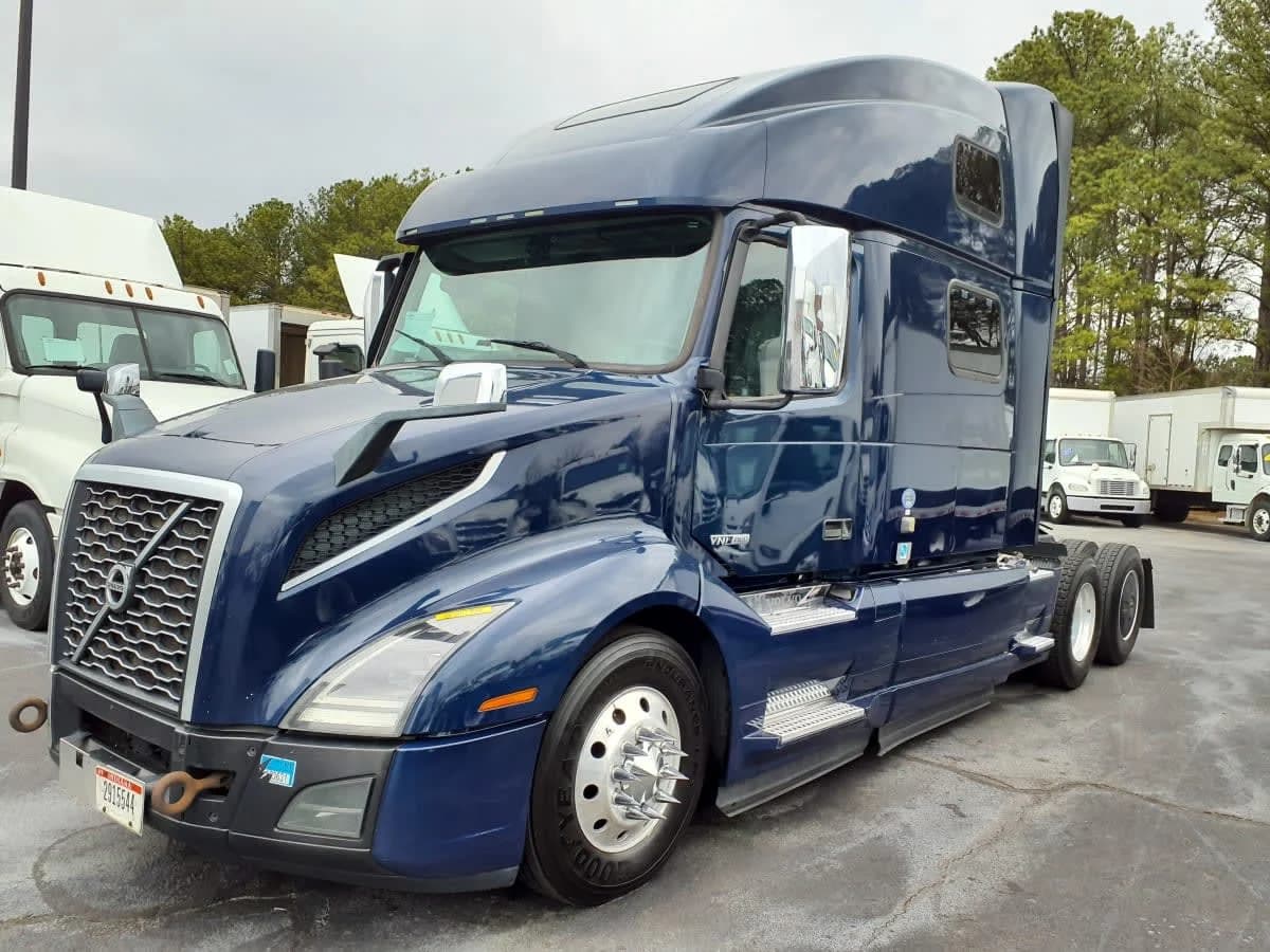 2020 Volvo VNL 860
