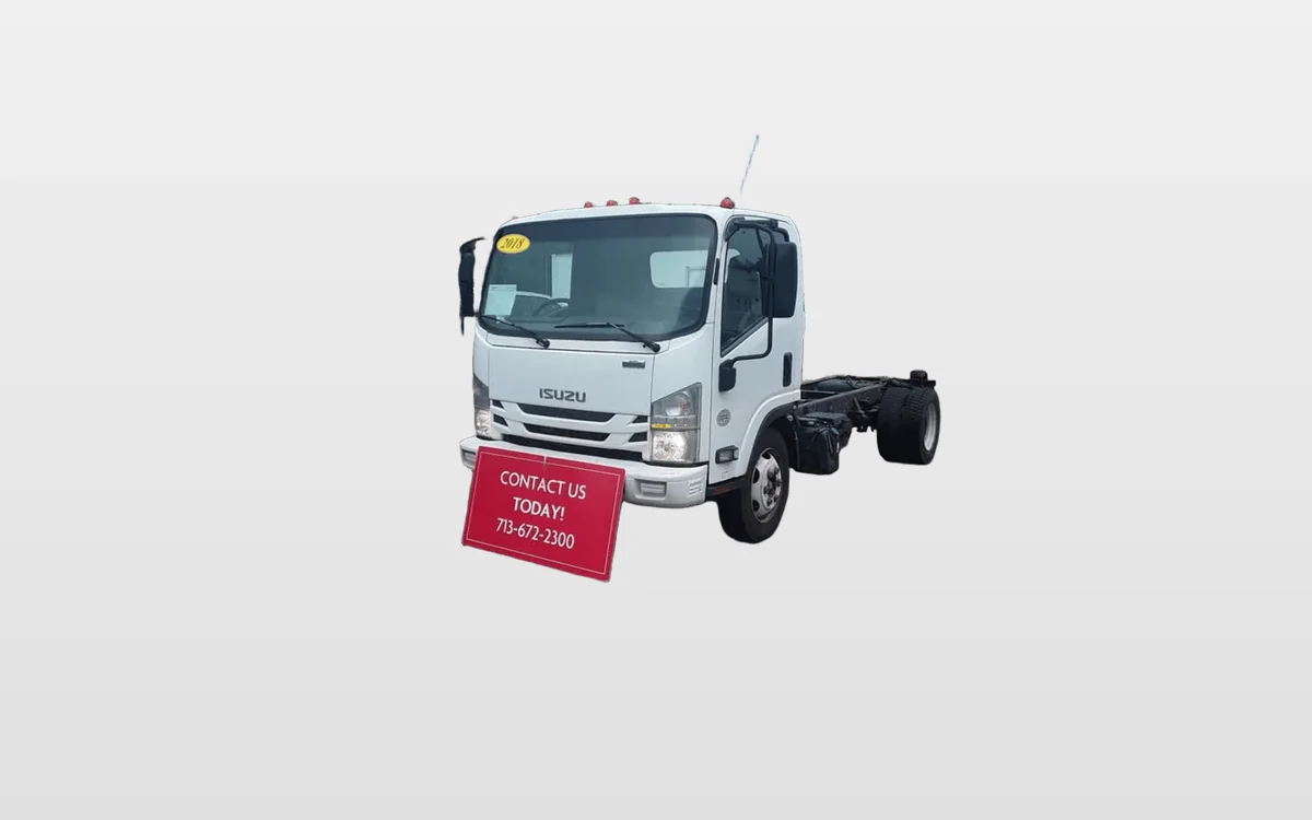 2018 Isuzu NPR — photo 1