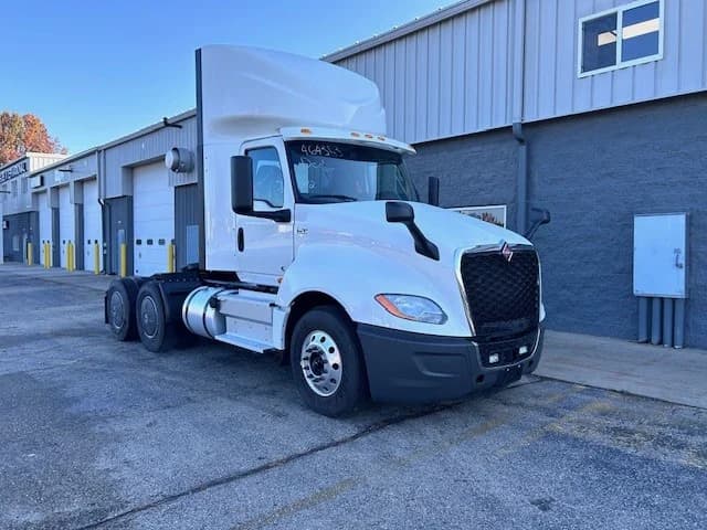 2025 International LT