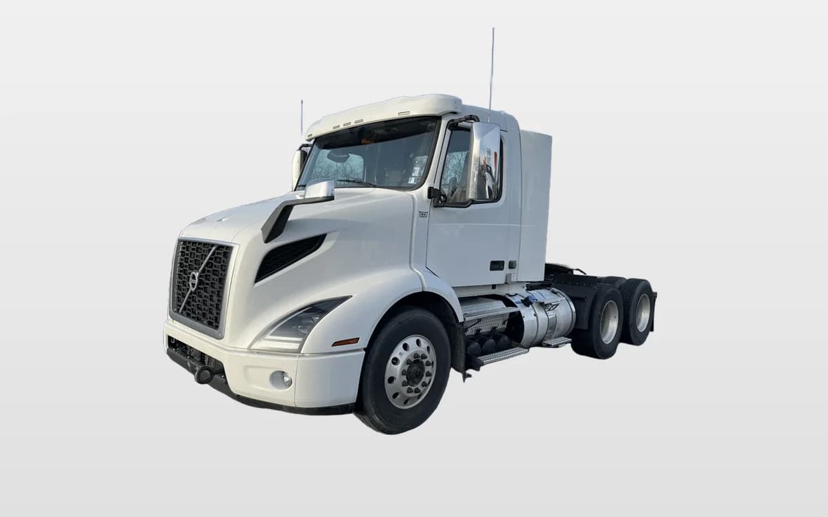 2018 Volvo VNR 640 — photo 1