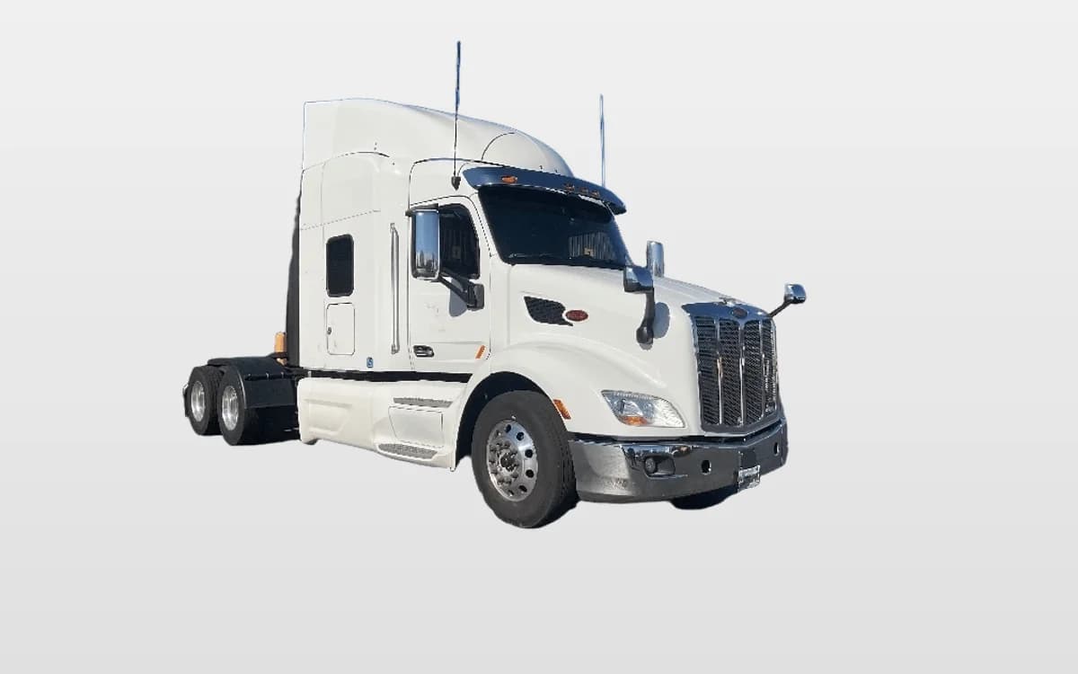 2020 Peterbilt 579 — photo 1