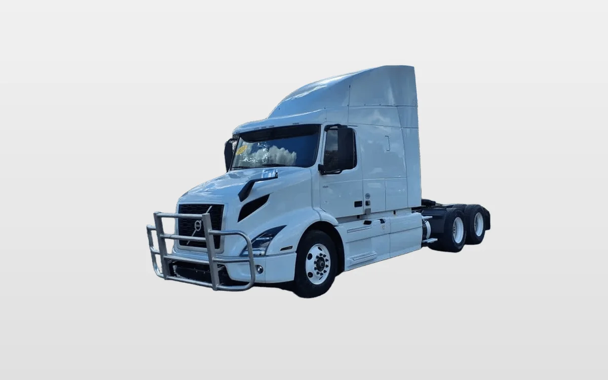 2020 Volvo VNR 640 — photo 1