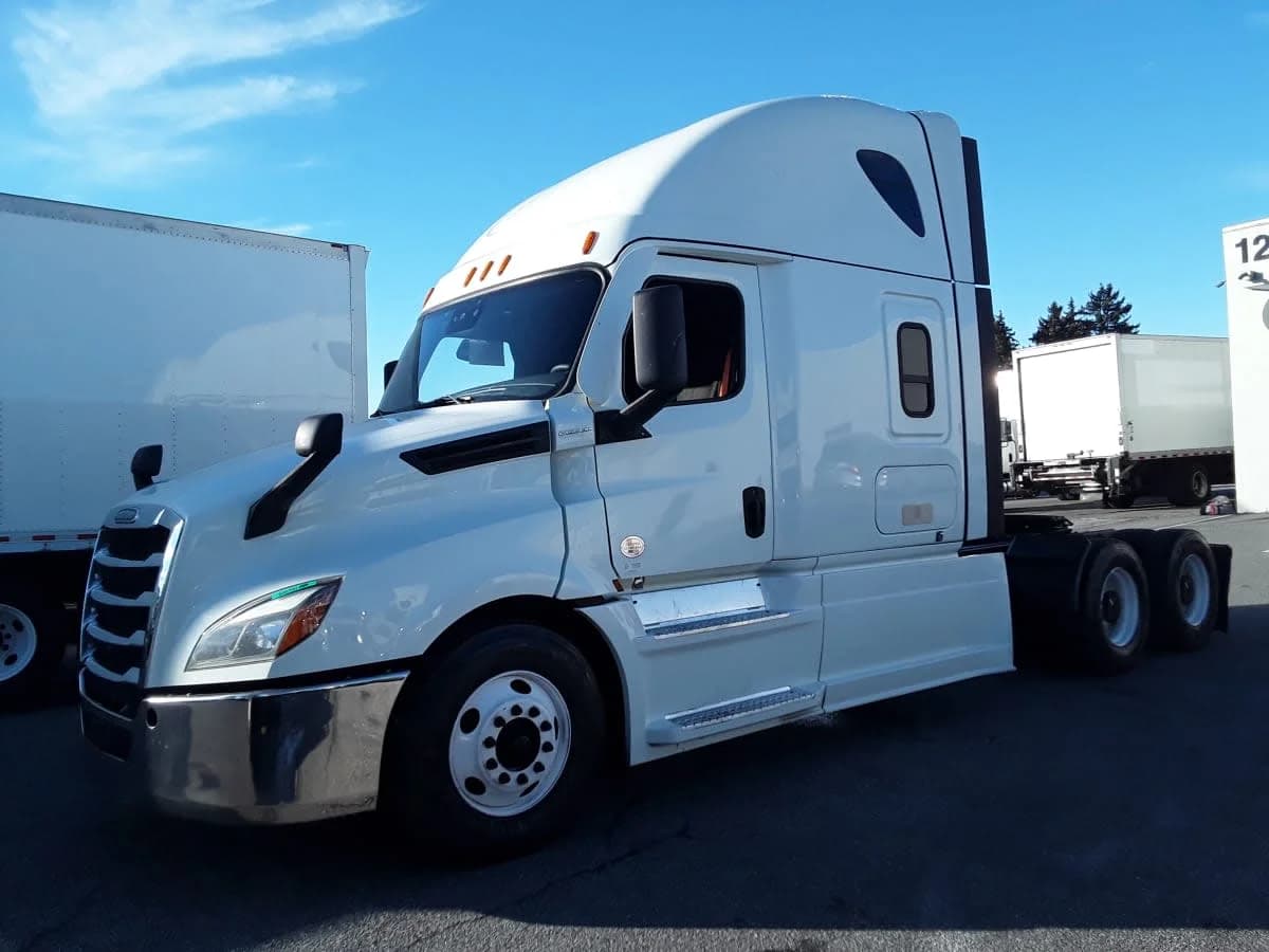 2021 Freightliner Cascadia