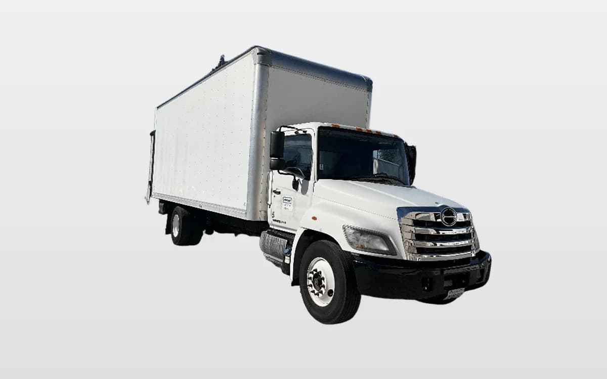 2020 Hino 268 — photo 1