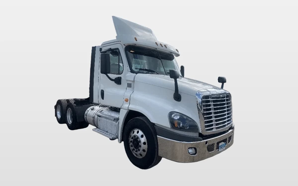 2019 Freightliner Cascadia — photo 1