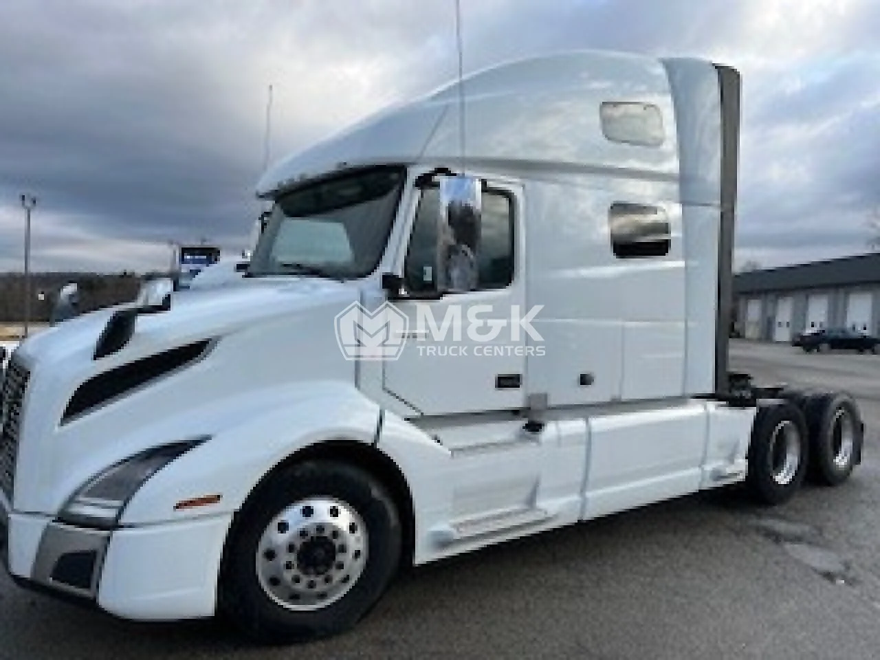 2023 Volvo VNL 760