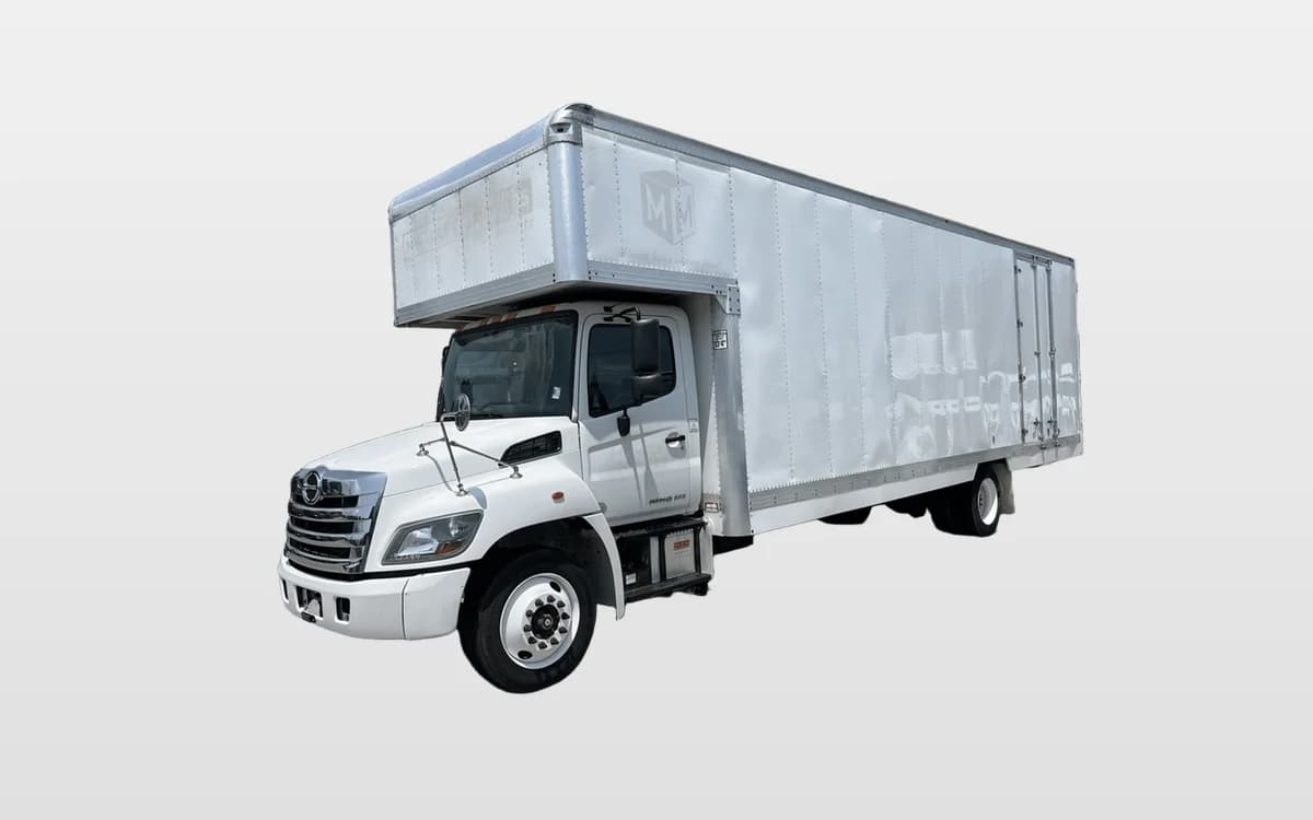 2018 Hino 268 — photo 1