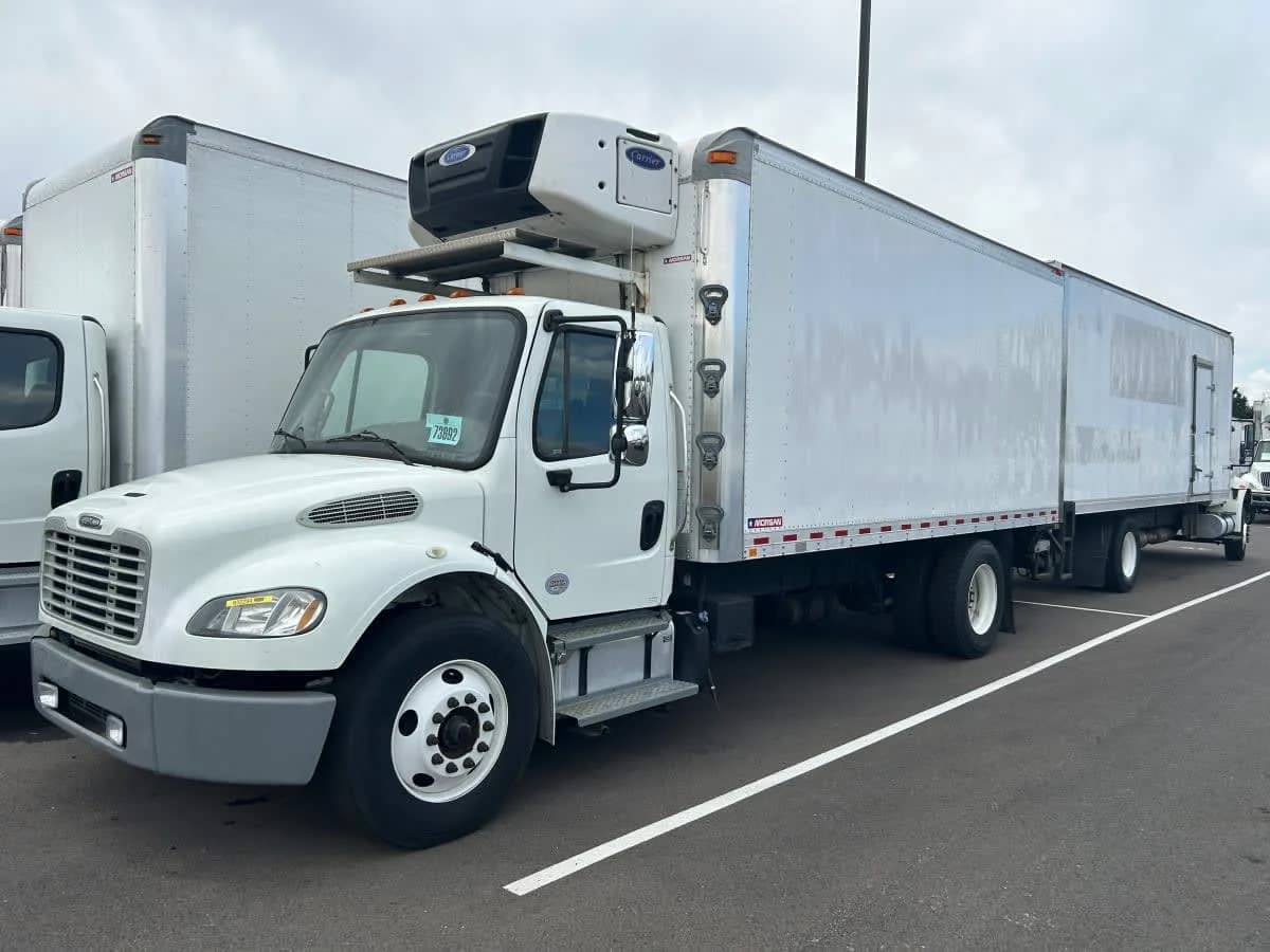 2019 Freightliner M2 106