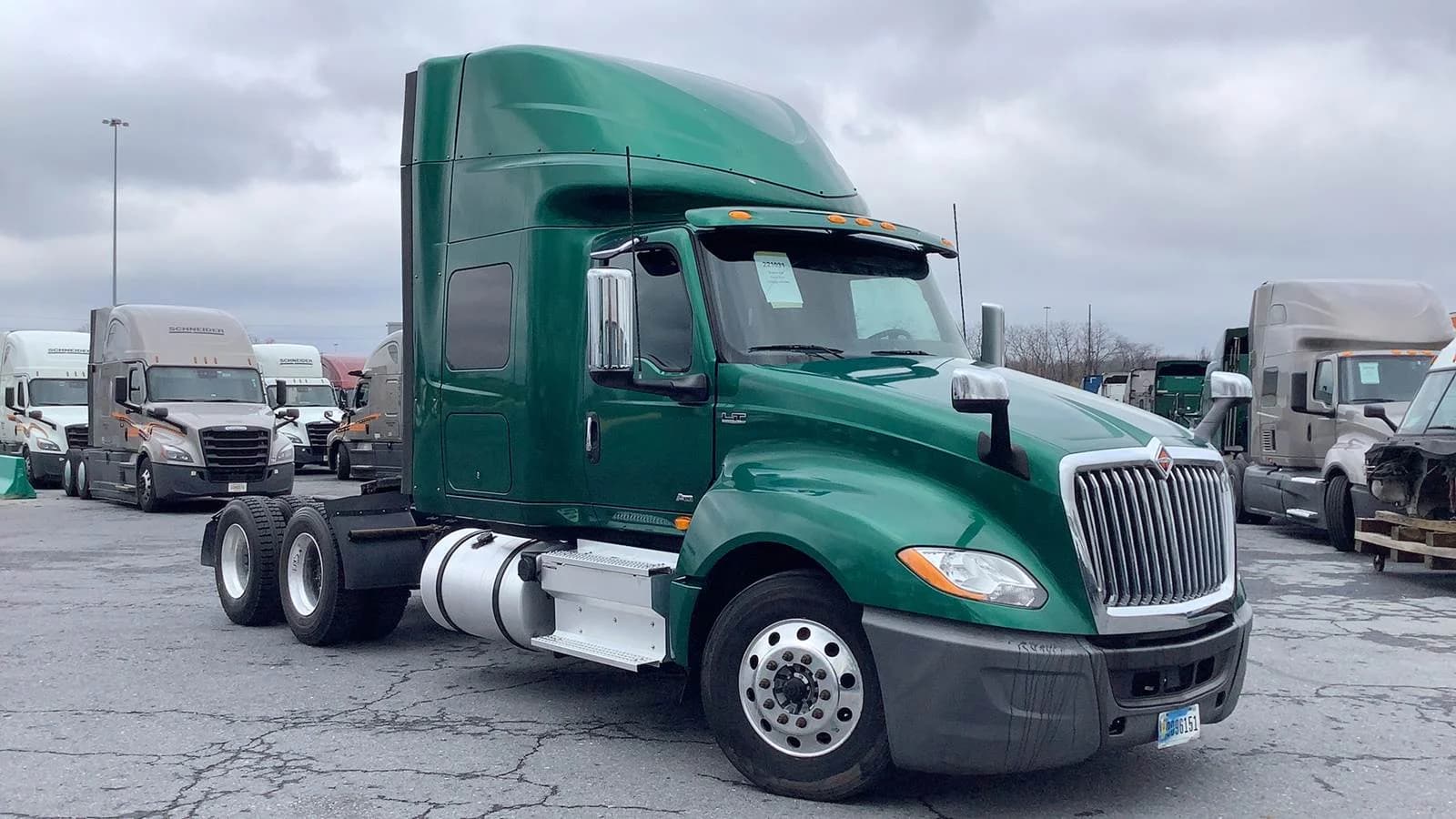 2021 International LT