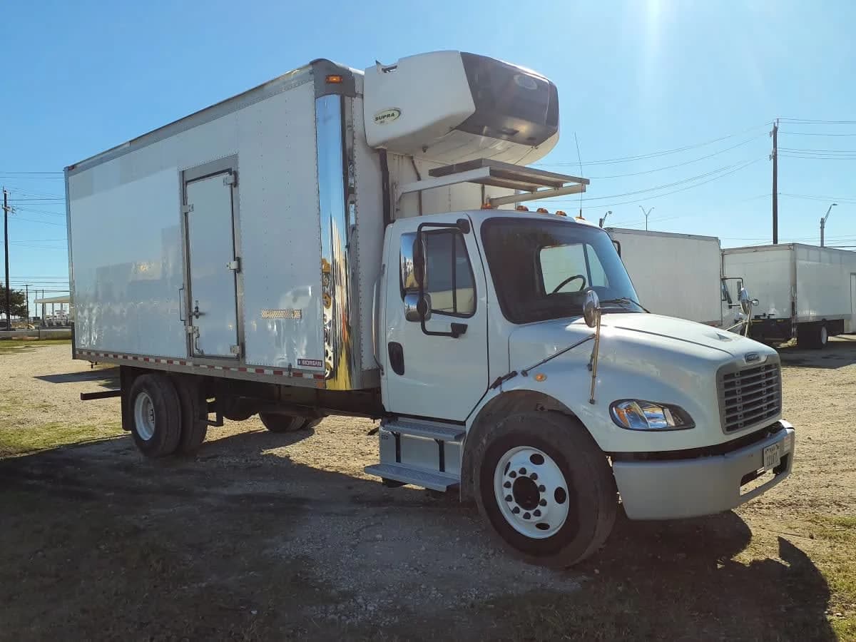 2018 Freightliner M2 106