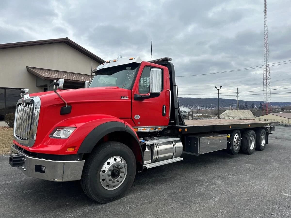 2025 International HX