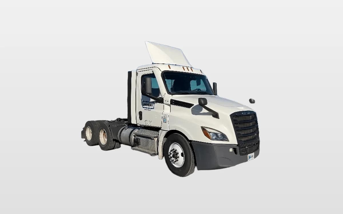 2021 Freightliner Cascadia — photo 1