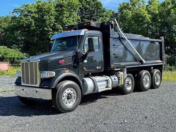 2021 Peterbilt 567