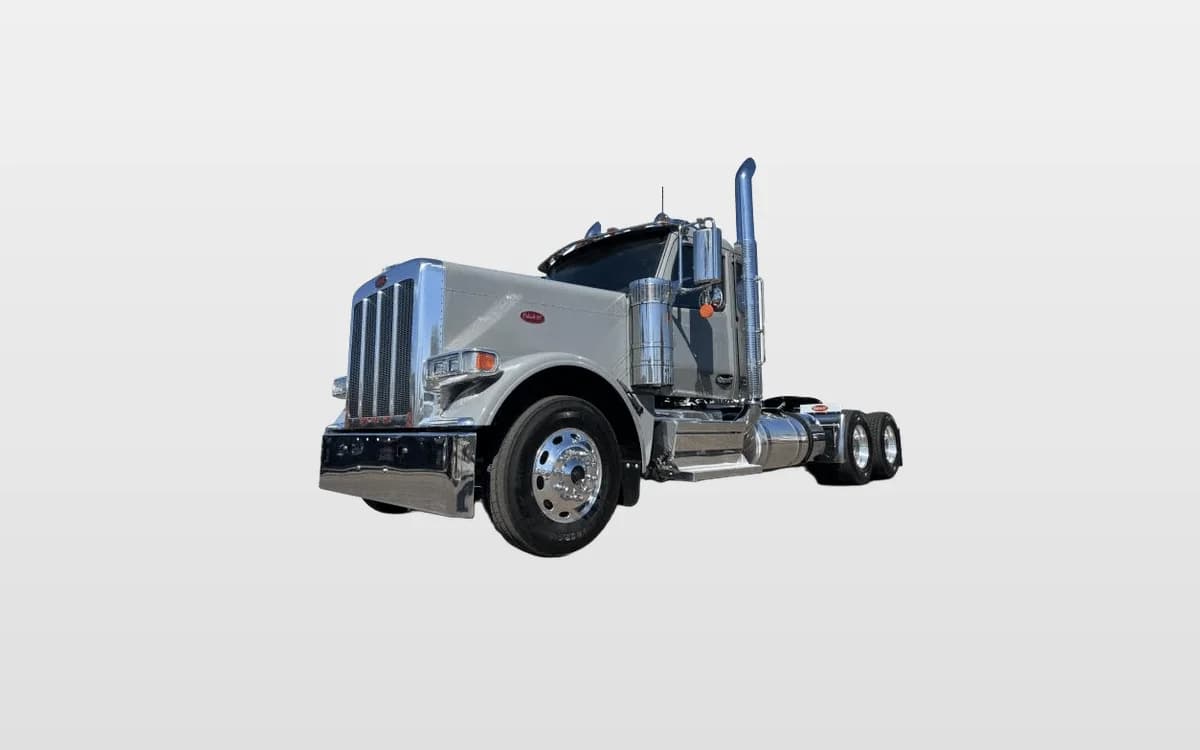 2026 Peterbilt 589 — photo 1