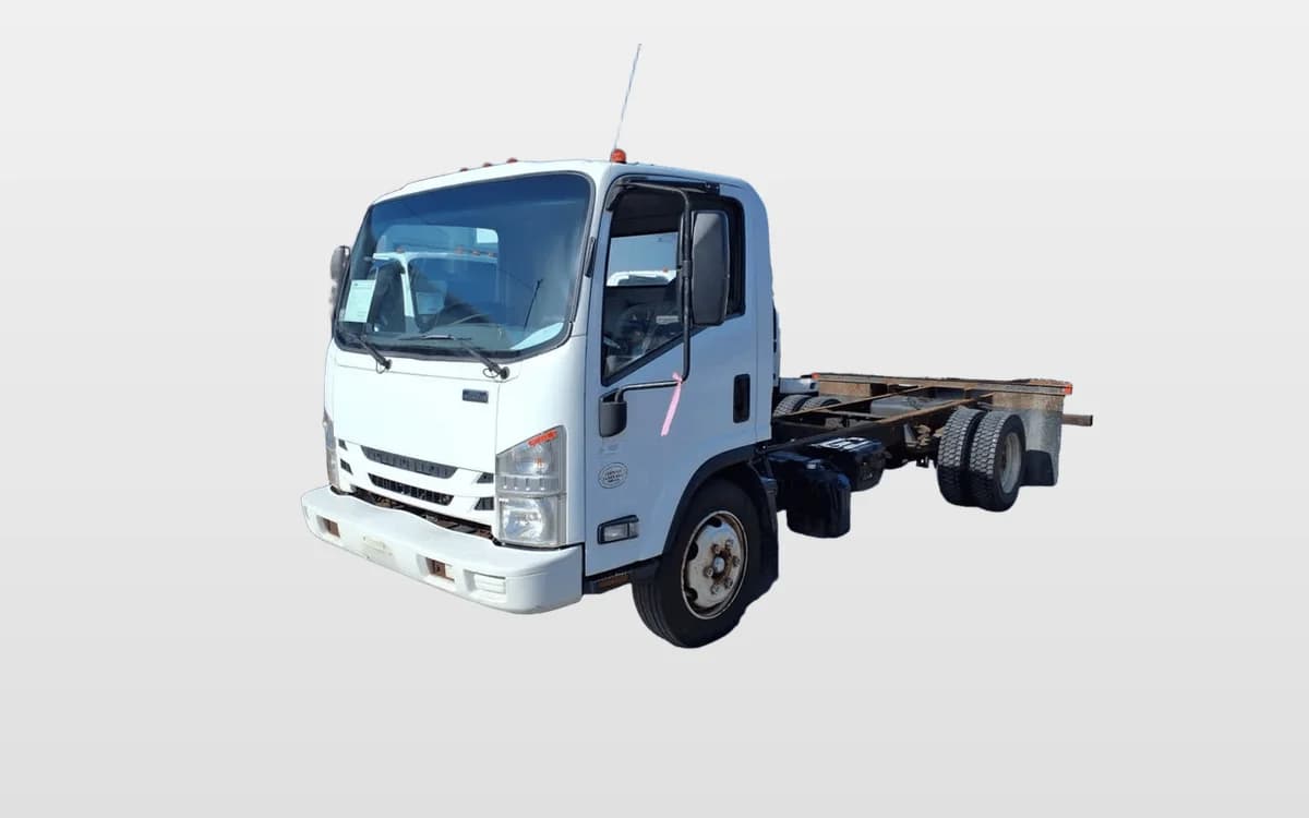 2017 Isuzu NRR — photo 1