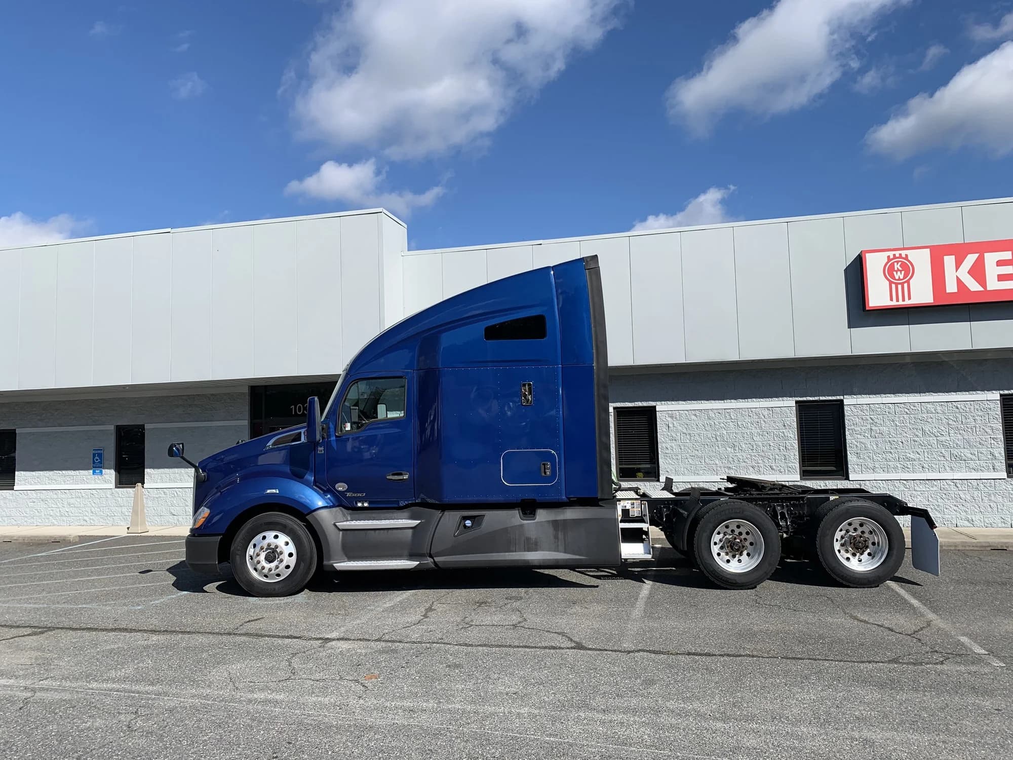 2021 Kenworth T680