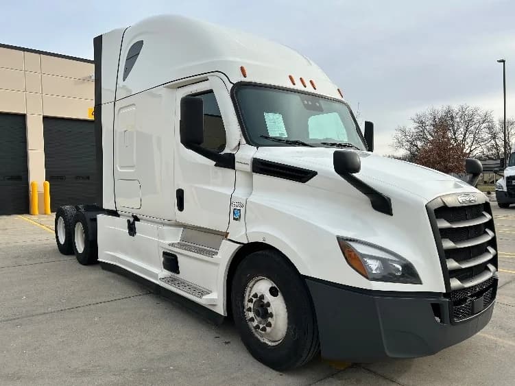 2023 Freightliner Cascadia