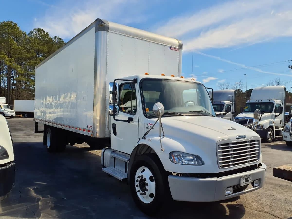 2021 Freightliner M2 106