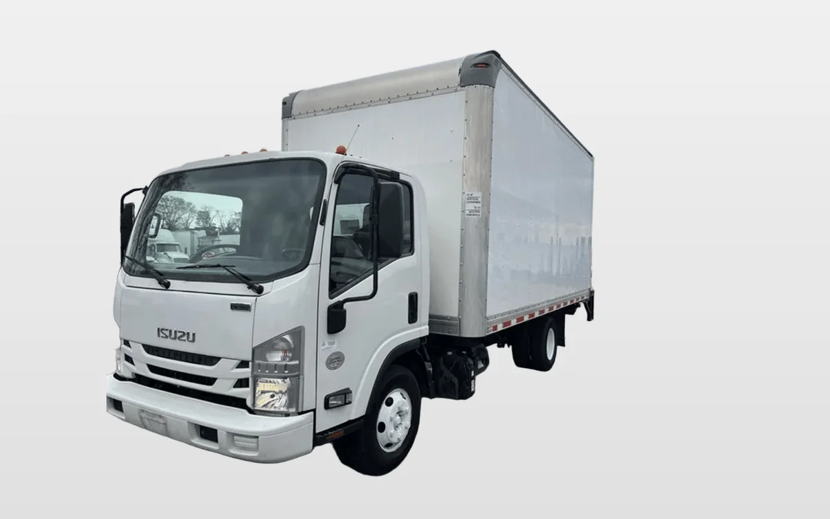 2019 Isuzu NPR — photo 1