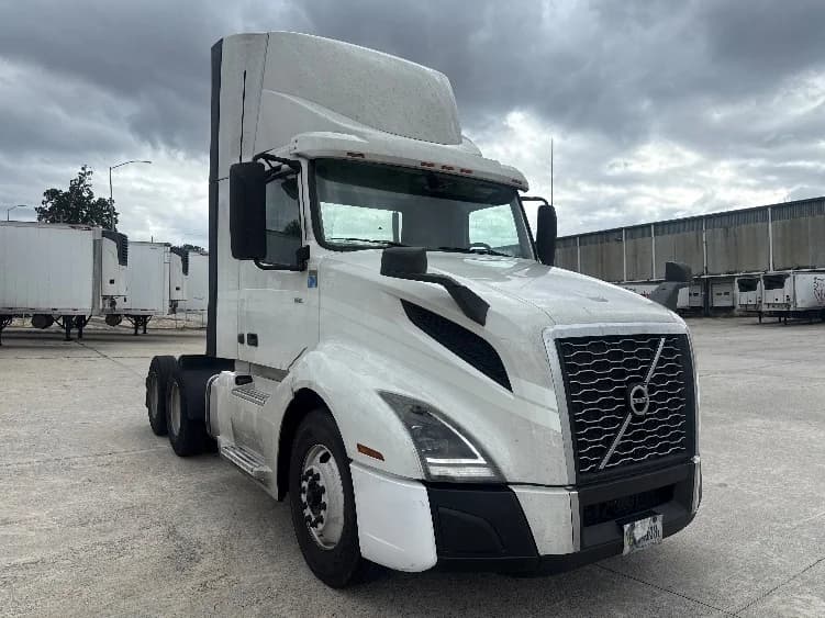2020 Volvo VNL 300