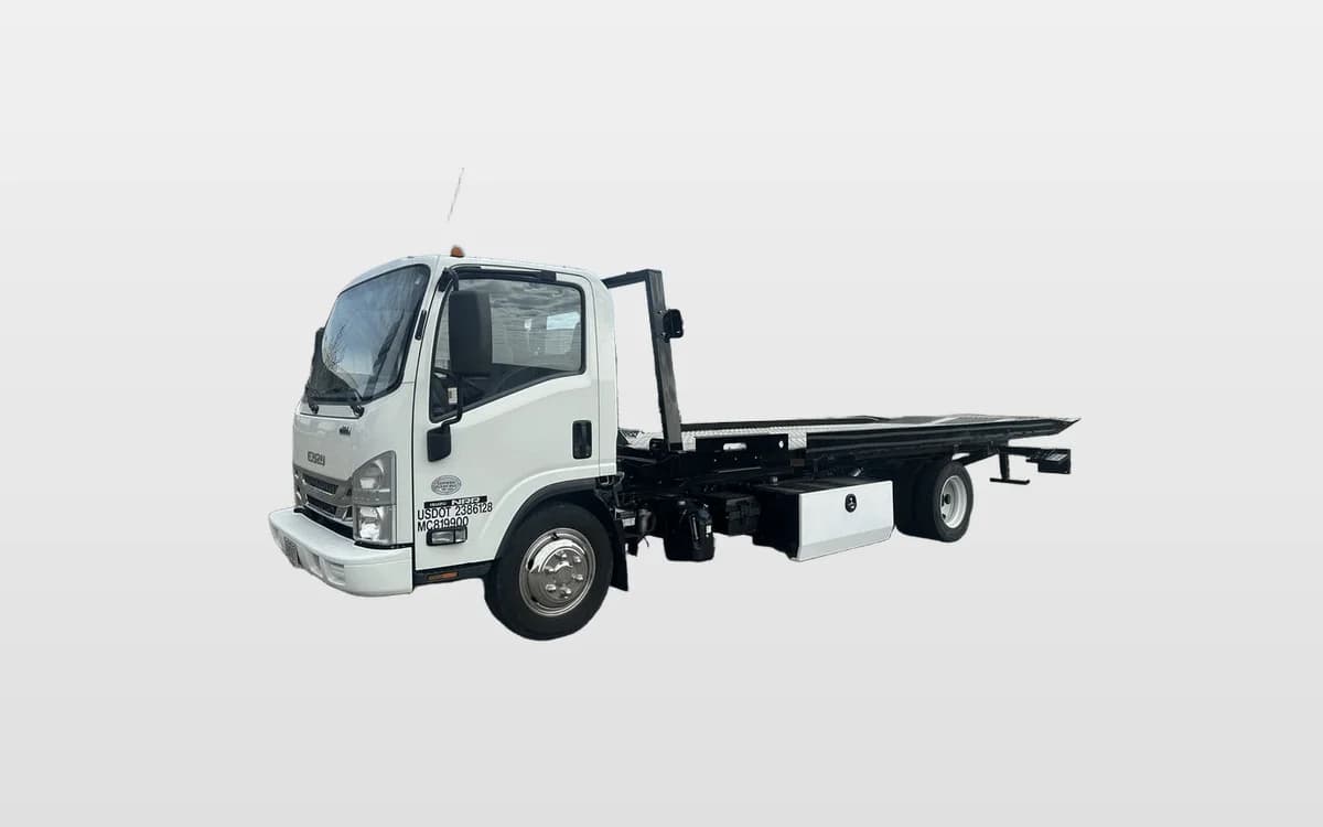 2022 Isuzu NPR — photo 1