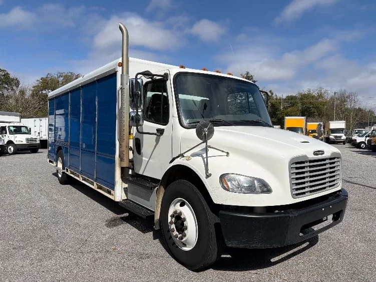 2015 Freightliner M2 106