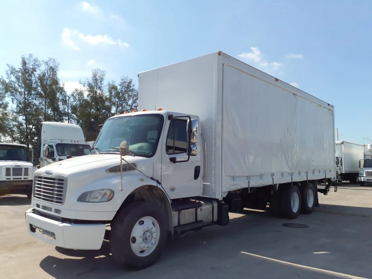 2019 Freightliner M2 106