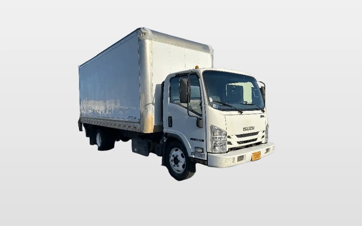 2019 Isuzu NQR — photo 1