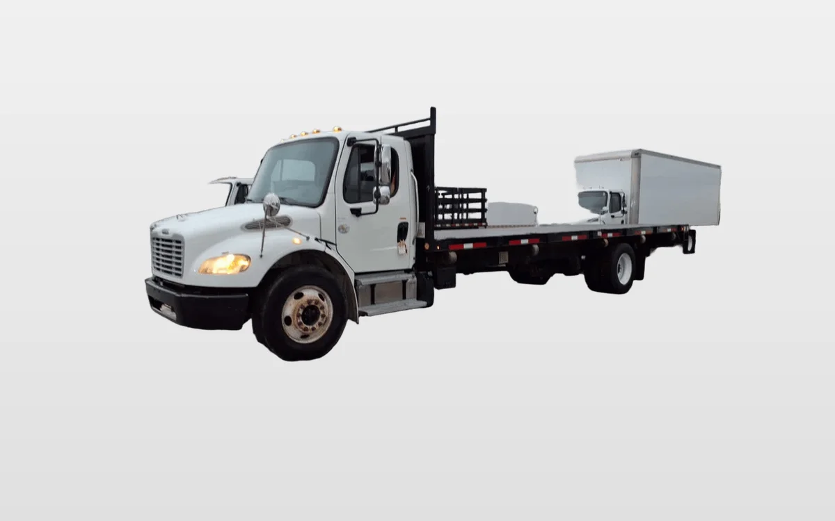 2019 Freightliner M2 106 — photo 1